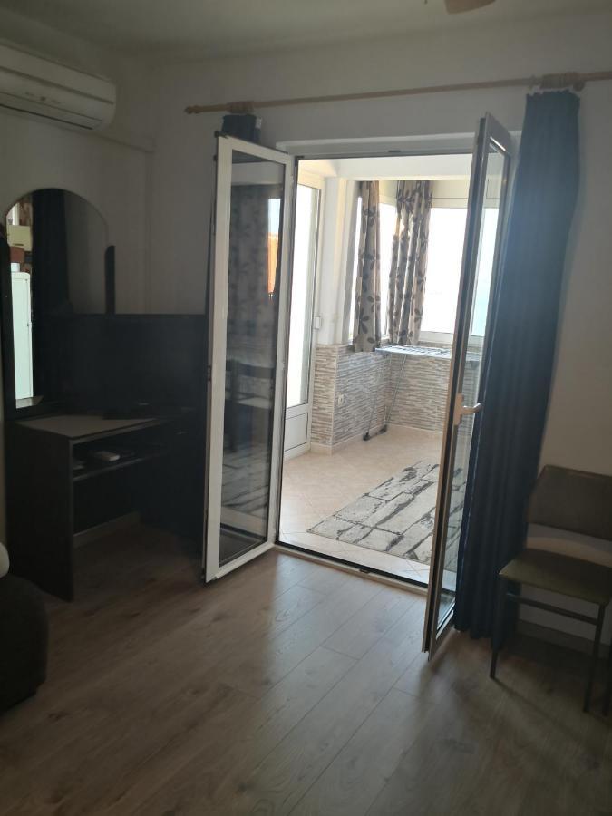 Apartments Kresic Хвар Экстерьер фото