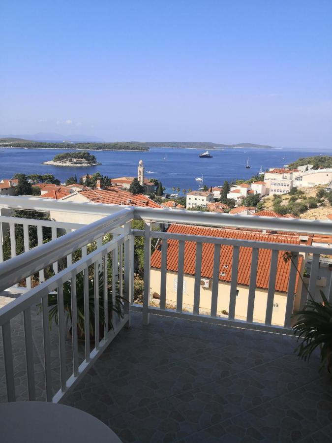 Apartments Kresic Хвар Экстерьер фото