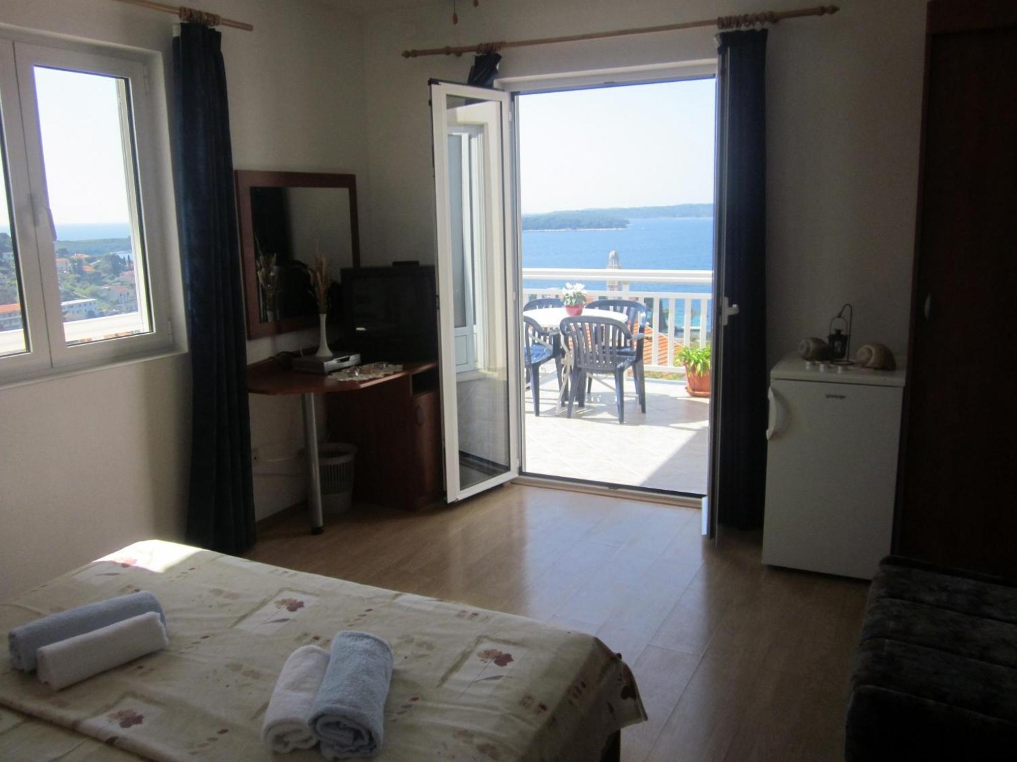 Apartments Kresic Хвар Номер фото
