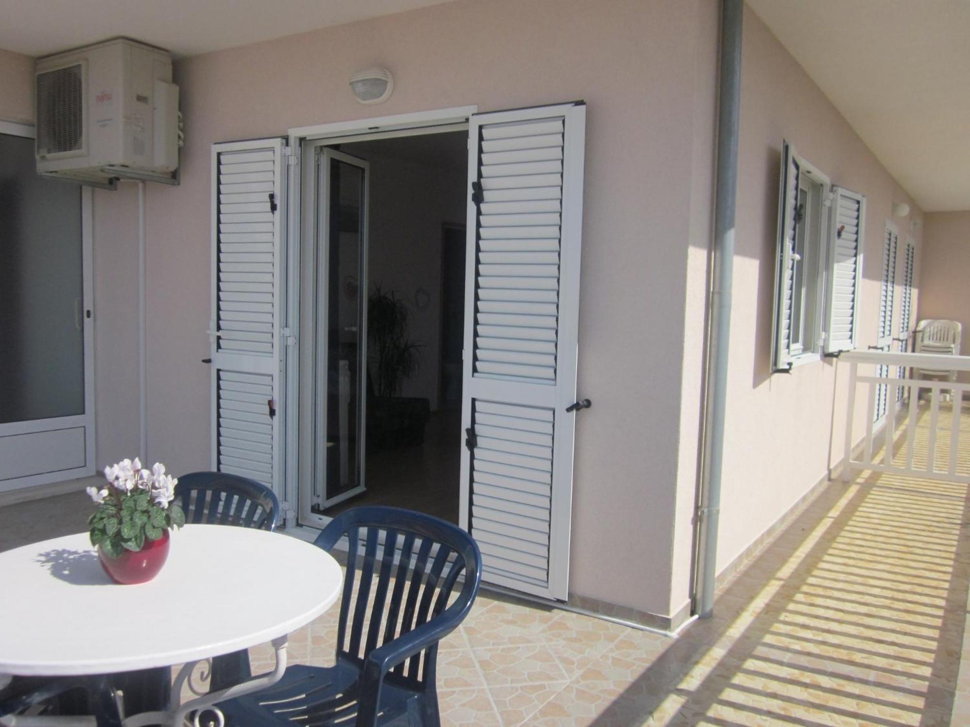 Apartments Kresic Хвар Номер фото