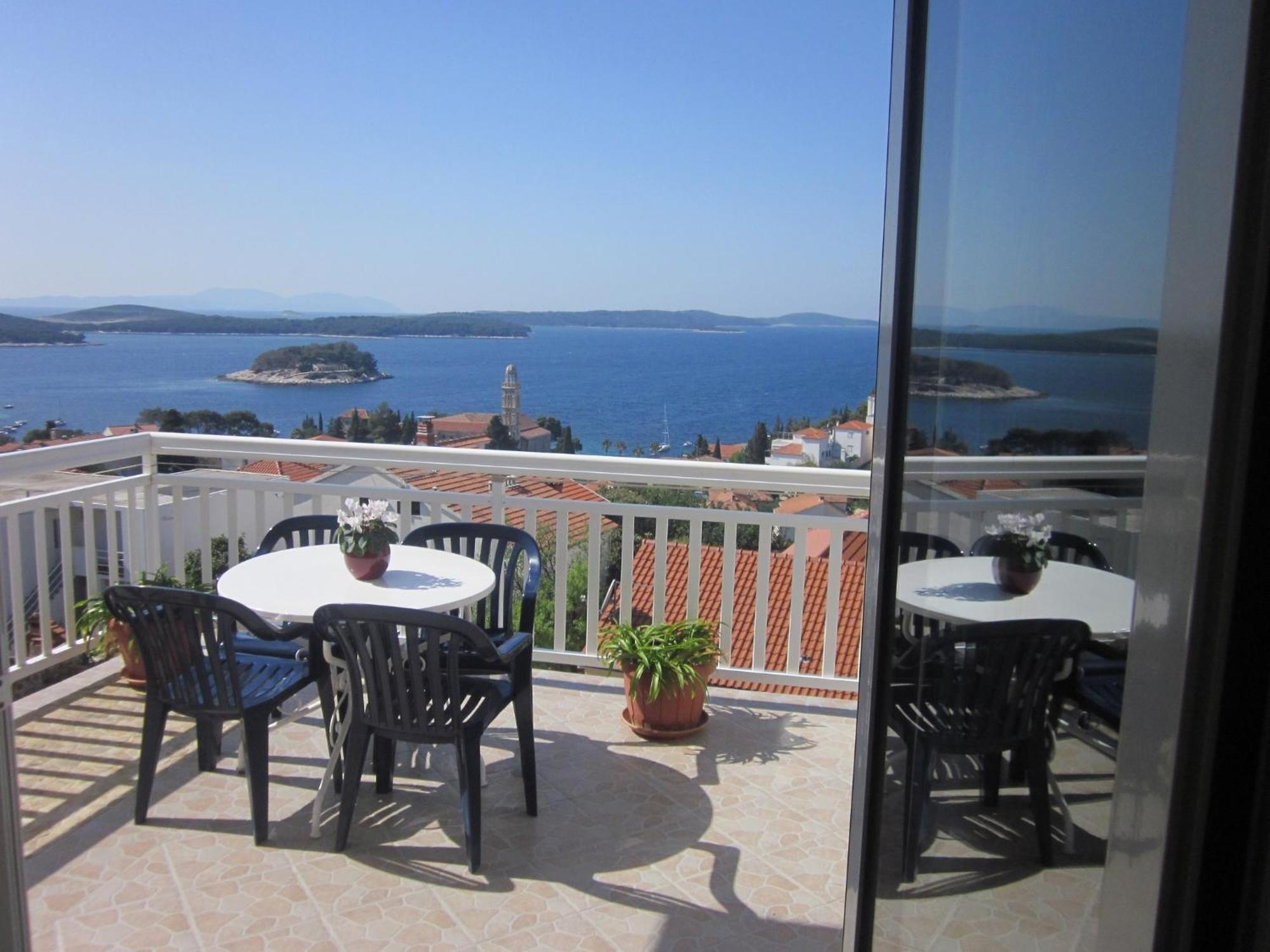 Apartments Kresic Хвар Номер фото