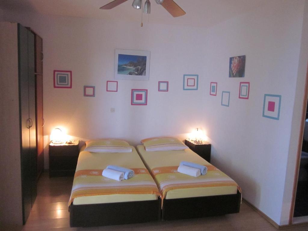Apartments Kresic Хвар Номер фото